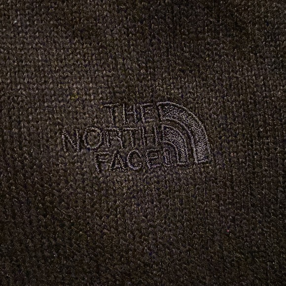 Men’s North Face - Picture 2 of 5